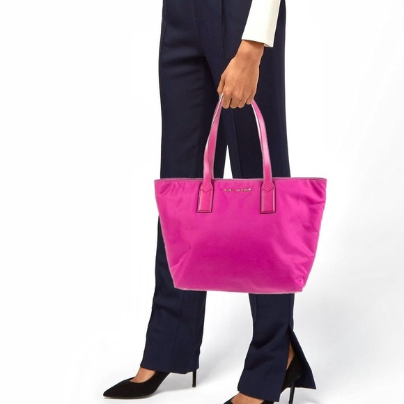 Marc Jacobs Signature Tote, Hot Pink Nylon - Picture 2 of 11